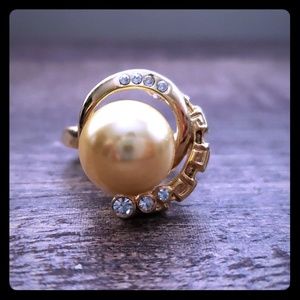 Fashion ring